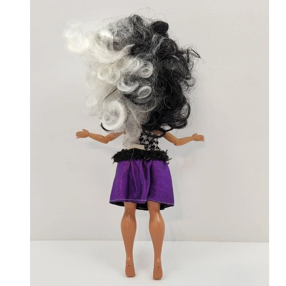 L.O.L. Surprise! OMG Dollie Dollface‎